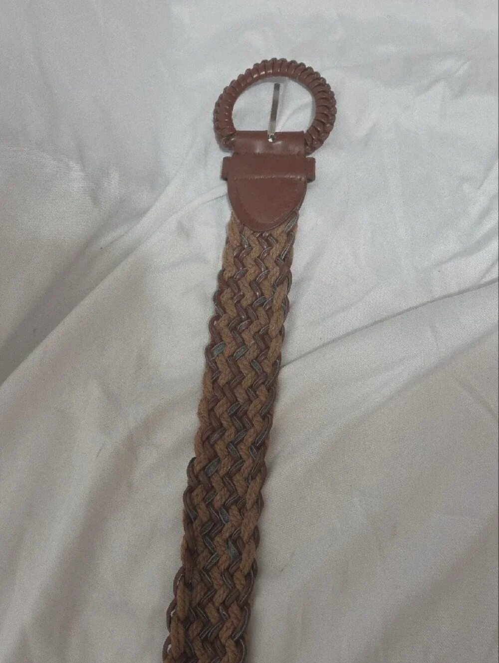 Braided Brown Woven Belt, Adjustable From Size 28-36, Excellent Like New Cond